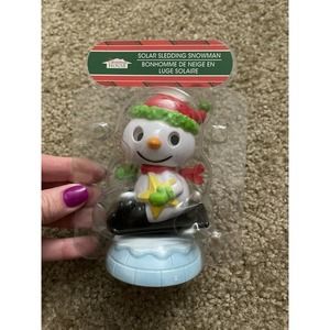 Christmas House Solar SLEDDING SNOWMAN Bobble Head 4.25" New
